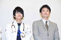 左から飯島寛騎、小田井涼平。