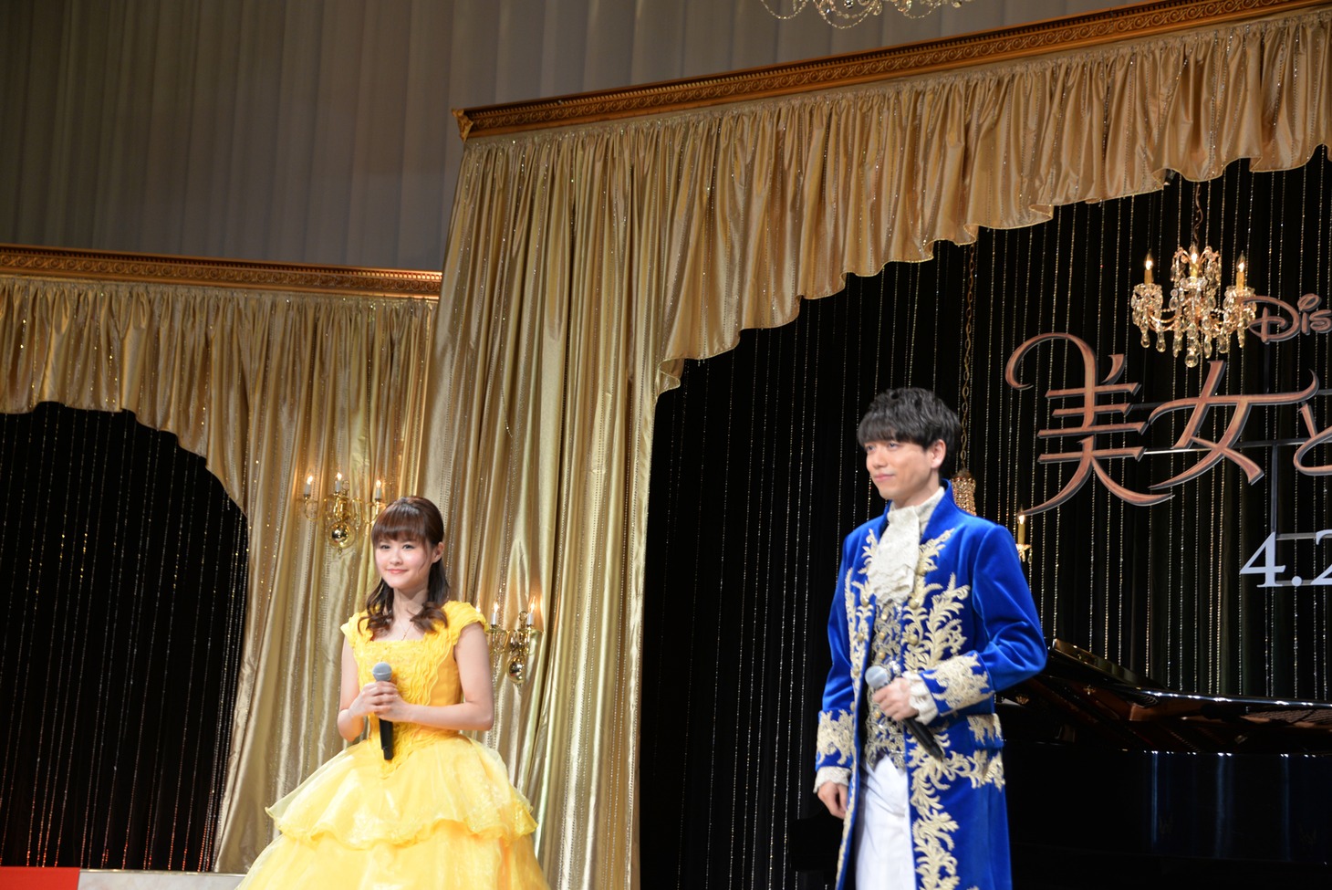 昆夏美（左）と山崎育三郎（右）。