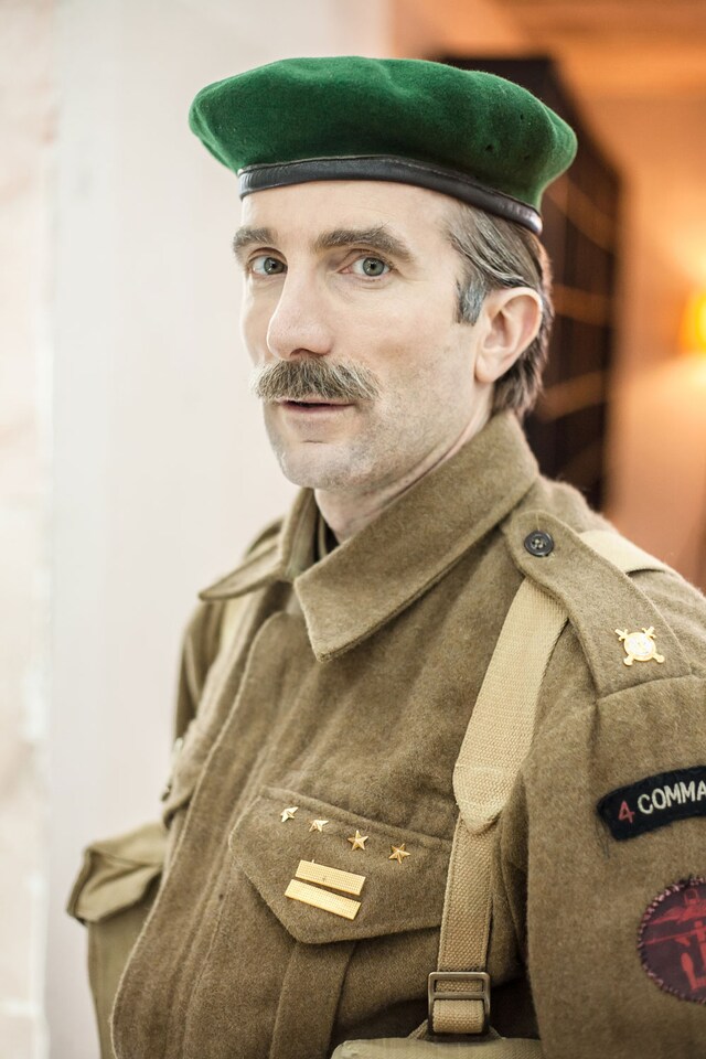 「ハードコア」よりシャールト・コプリー演じるジミー。