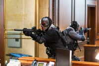 「マローダーズ / 襲撃者」