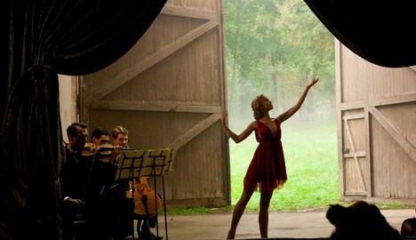 「ザ・ダンサー」