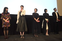 「暗黒女子」初日舞台挨拶の様子。