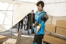 新井浩文を写した「少年の詩」のメイキングカット。