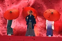 「名探偵コナン から紅の恋歌」完成披露舞台挨拶の様子。