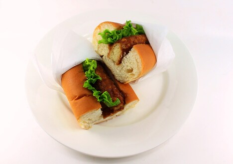 「ソースが絶妙！ 学食の手作りコロッケパン」