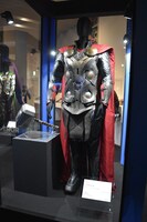 「マイティ・ソー／ダーク・ワールド」より、ソーのコスチューム。