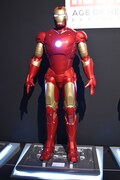 アイアンマン・マークIIIのレプリカ。