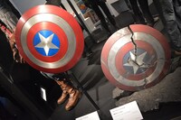 キャプテン・アメリカのシールド。