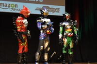 左から仮面ライダーアマゾンアルファ、仮面ライダーアマゾンネオ、仮面ライダーアマゾンニューオメガ。