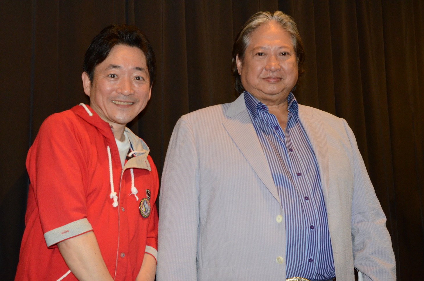 左から水島裕、サモ・ハン。