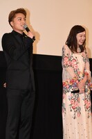 左から白濱亜嵐（GENERATIONS from EXILE TRIBE、EXILE）、永野芽郁。