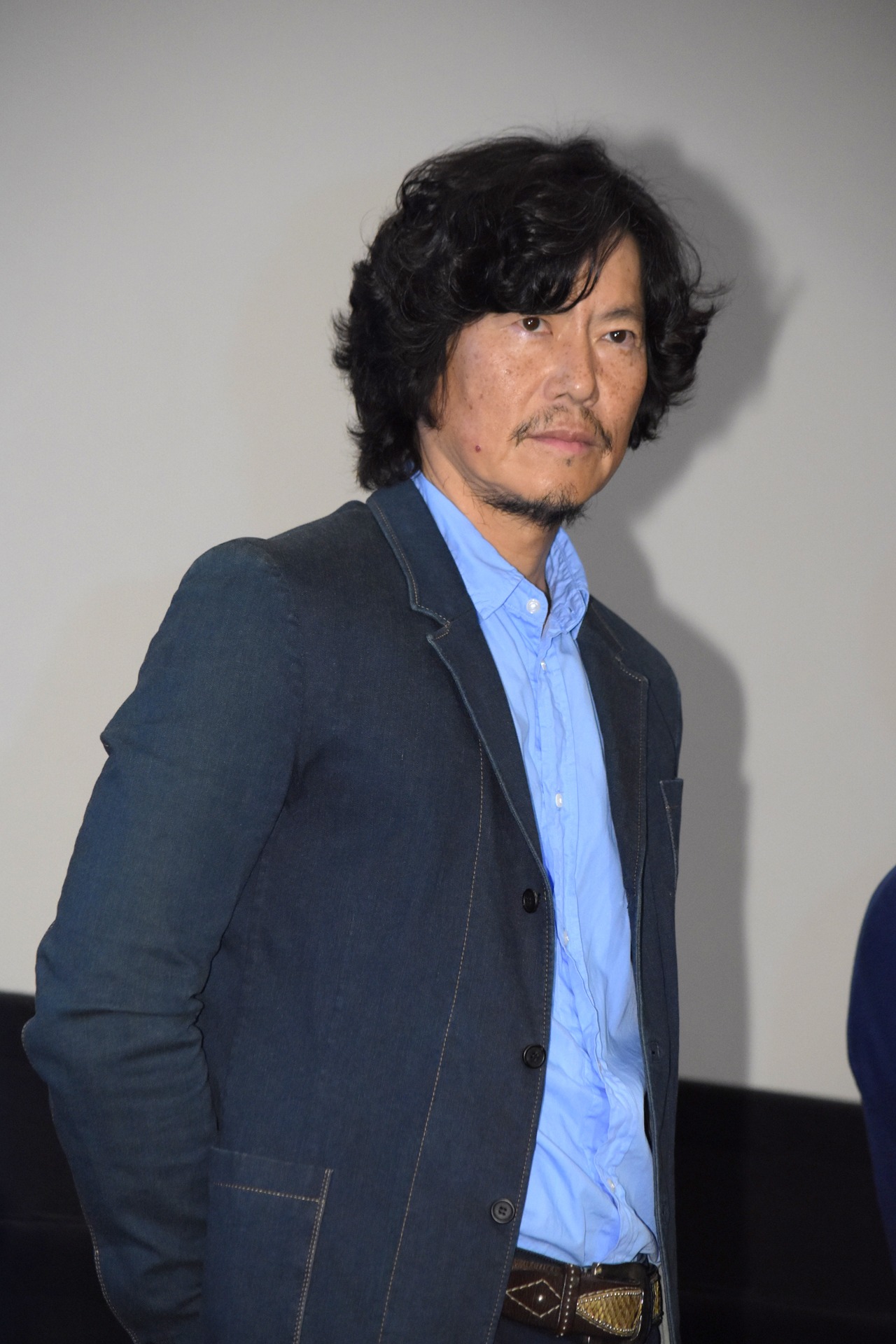 豊川悦司
