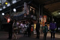 「新世界の夜明け」 (c)cinema drifters 2011