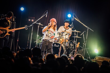 never young beach「April O'Neal」4月12日LIQUIDROOM公演の様子。（Photo by Ray Otabe）