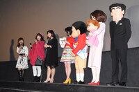 「映画クレヨンしんちゃん 襲来!! 宇宙人シリリ」初日舞台挨拶の様子。