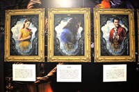 「『美女と野獣』の世界展 at GINZA MITSUKOSHI」の展示物。
