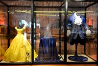 「『美女と野獣』の世界展 at GINZA MITSUKOSHI」の展示物。