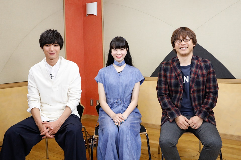 左から福士蒼汰、小松菜奈、三木孝浩。