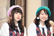 左から桜井日奈子、武田玲奈。