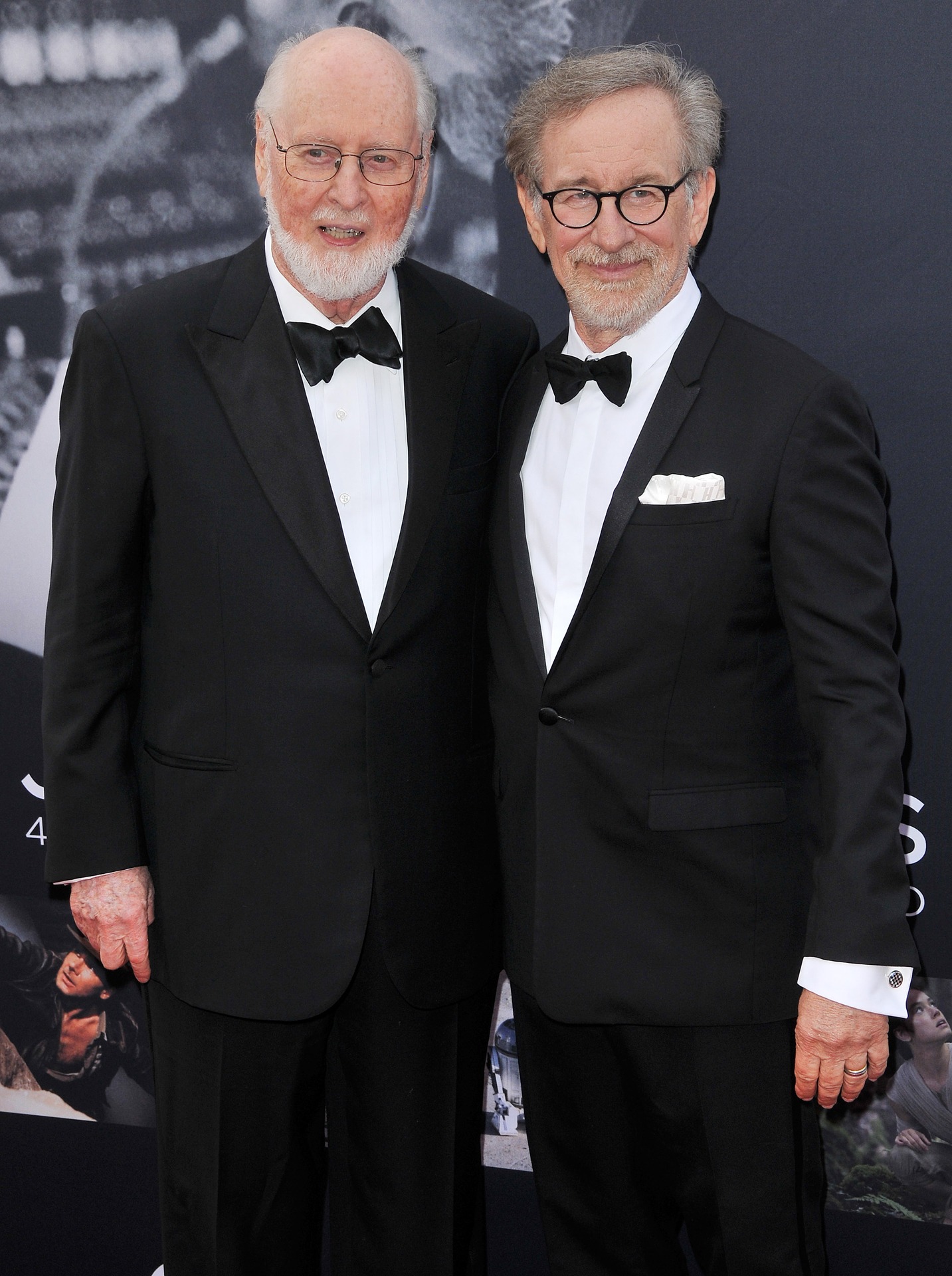 左からジョン・ウィリアムズ、スティーヴン・スピルバーグ。（写真提供：Sthanlee Mirador / Sipa USA / Newscom / ゼータ イメージ）