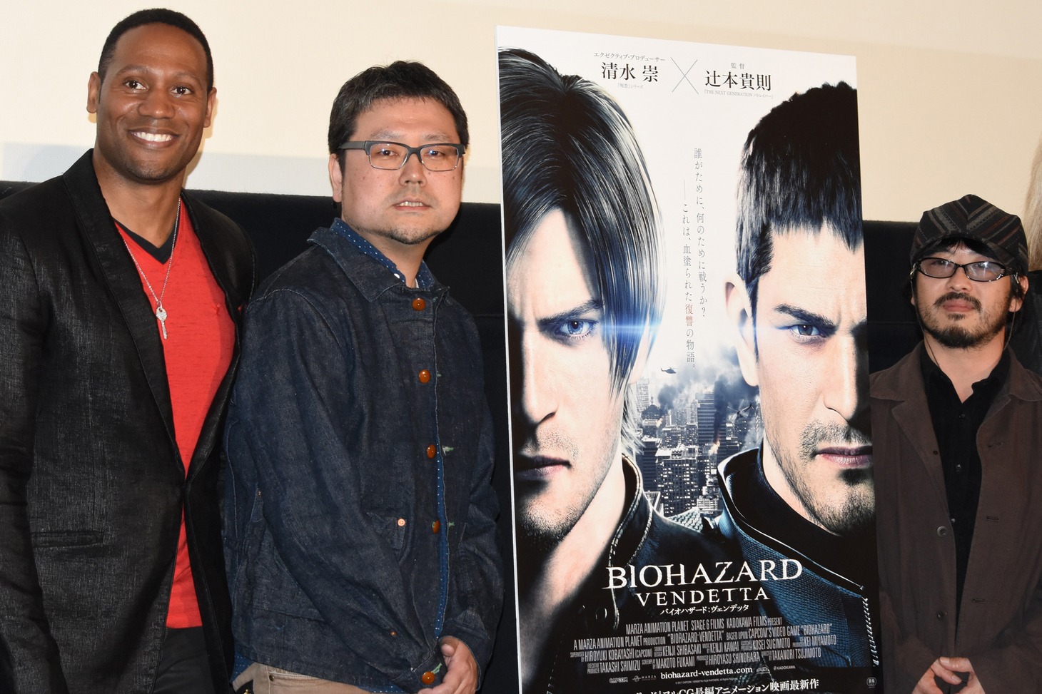 「バイオハザード：ヴェンデッタ」完成披露舞台挨拶の様子。左からダンテ・カーヴァー、辻本貴則、清水崇。
