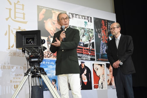 黒澤明に褒められたエピソードを披露する木村大作（左）と降旗康男（右）。