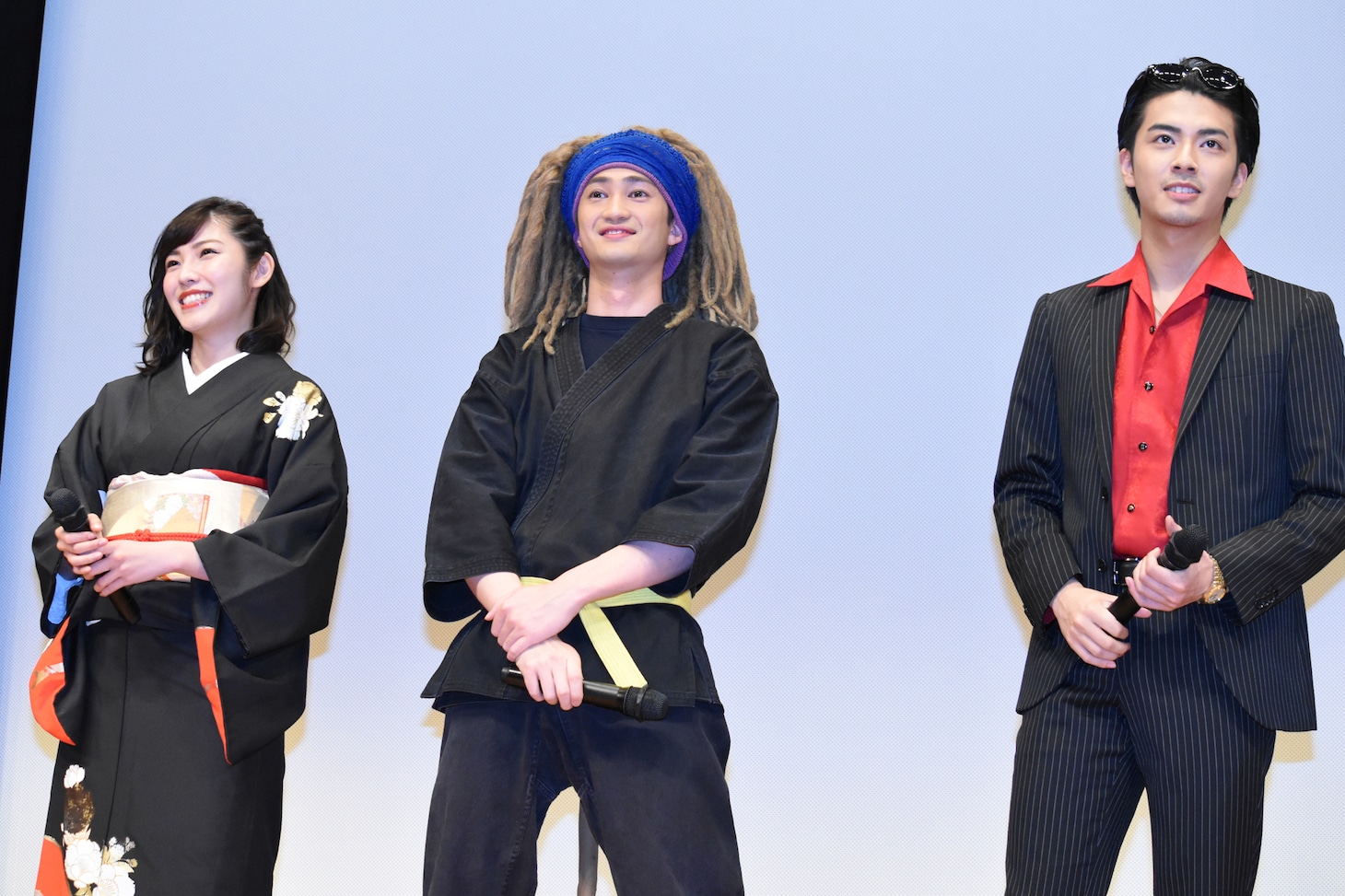 左から立石晴香、南羽翔平、中尾暢樹。