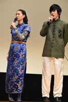 左から柳美稀、渡邉剣。