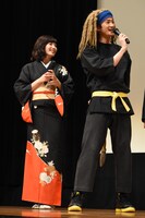 左から立石晴香、南羽翔平。