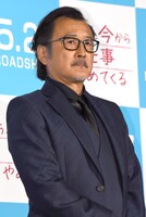 吉田鋼太郎