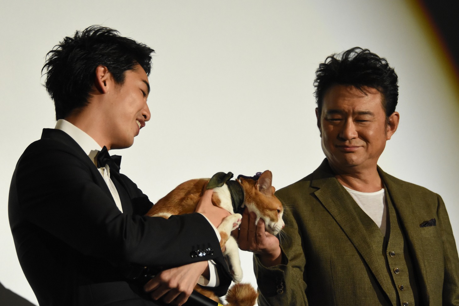「猫忍」完成披露舞台挨拶の様子。