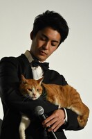 陽炎太を演じた大野拓朗と金時。