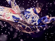 高杉真宙セカンド写真集「20/7」より。20歳の妖かしをテーマとした「Ayakashi」。（撮影：TAKAKI_KUMADA）