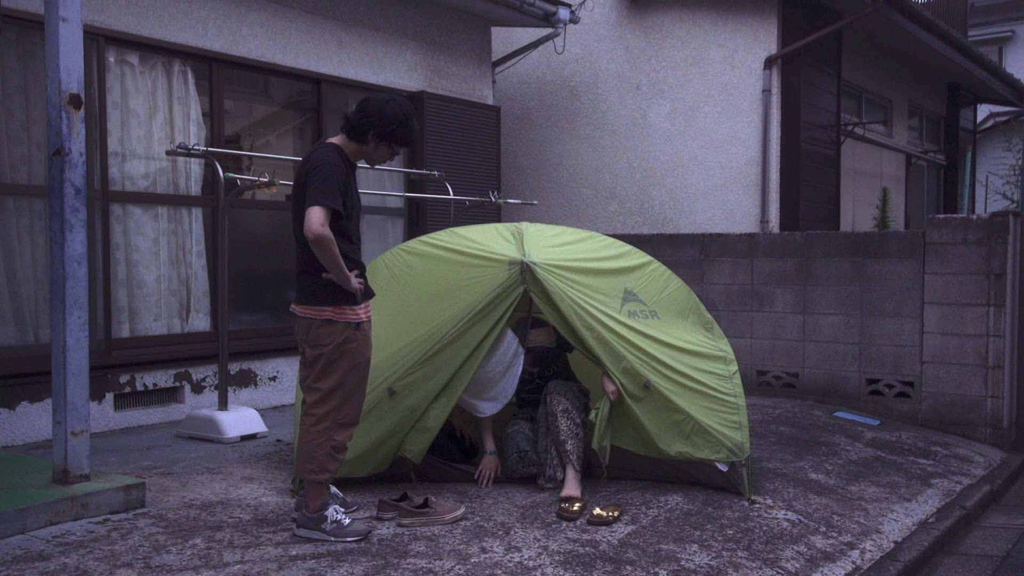 「tarpaulin」