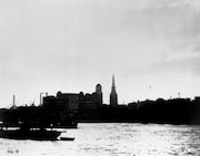 「英国に聞け」