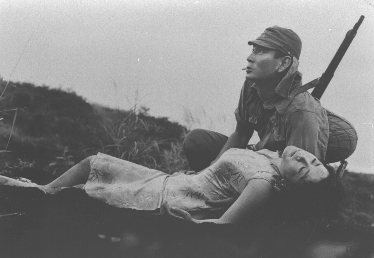 「いれずみ突撃隊」 (c)東映