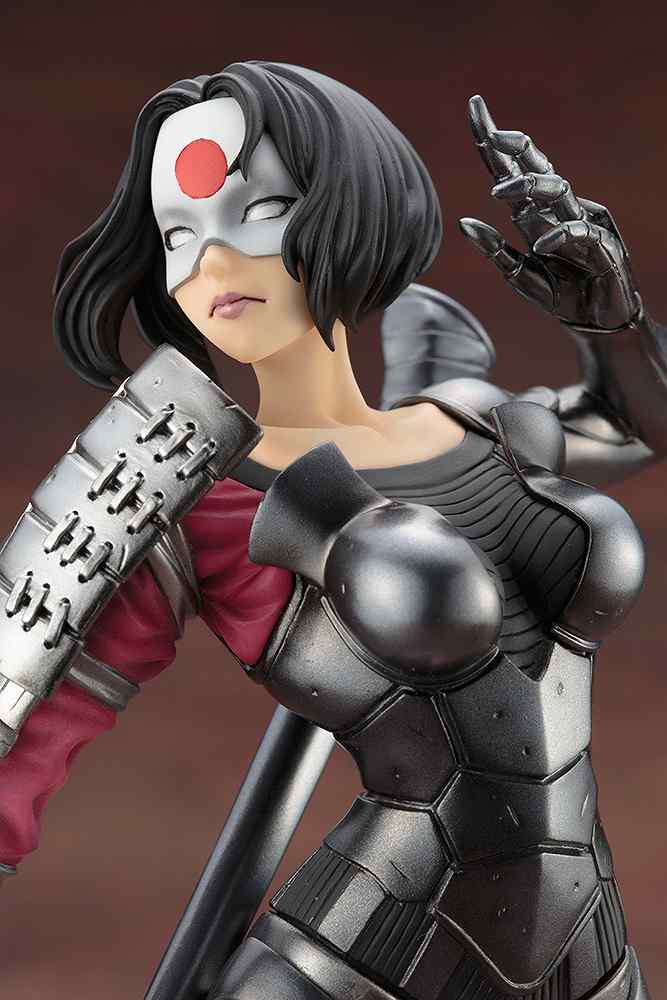 「DC COMICS美少女 カタナ」（8100円）