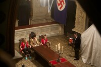 「コンビニ・ウォーズ～バイトJK VS ミニナチ軍団～」