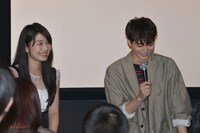 左から松原菜野花、高杉真宙。