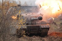 「ホワイトタイガー ナチス極秘戦車・宿命の砲火」 (c)2012 Mosfilm Cinema Concern All Rights Reserved