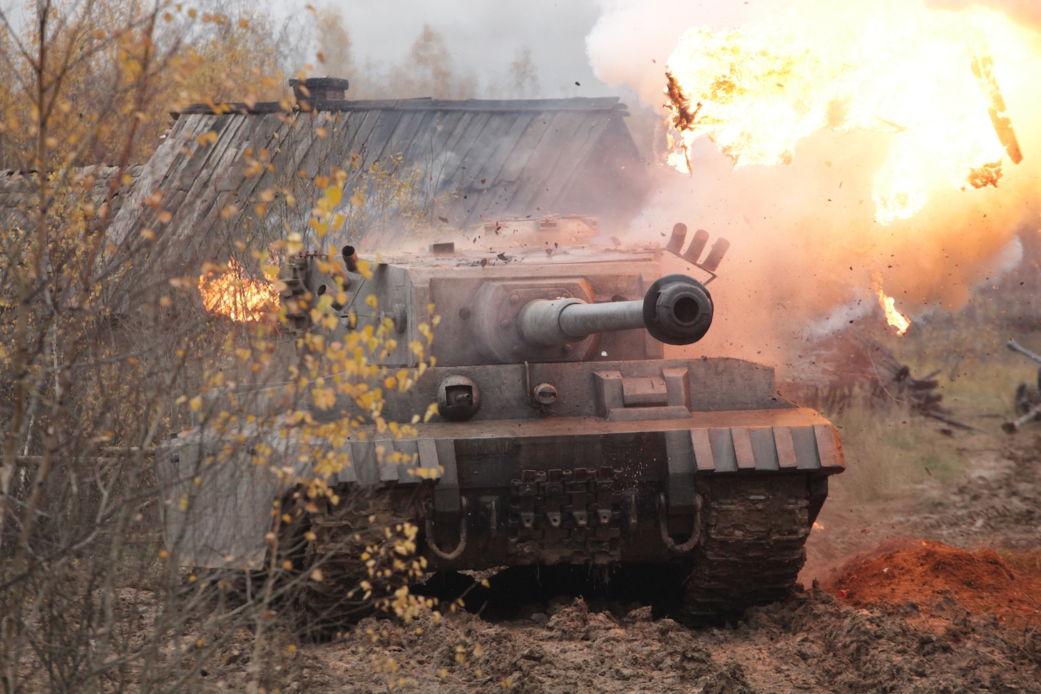 「ホワイトタイガー ナチス極秘戦車・宿命の砲火」 (c)2012 Mosfilm Cinema Concern All Rights Reserved