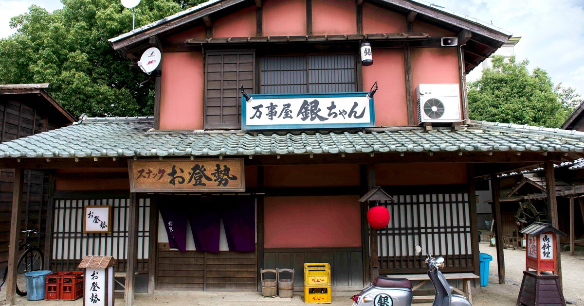 小栗旬主演「銀魂」万事屋のセット写真到着、ジャスタウェイなど小ネタ
