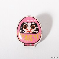 「先輩とダルマのピンズセット」（864円）