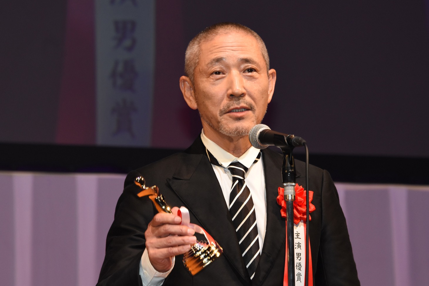 小林薫