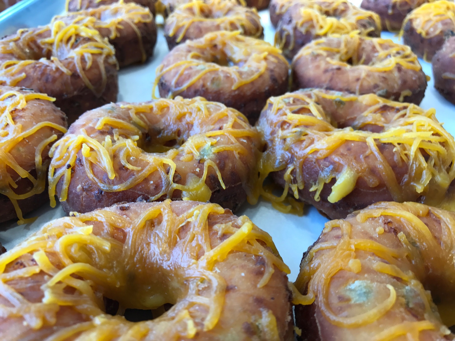 Trejo's Coffee and Donutsのメニューの一部。