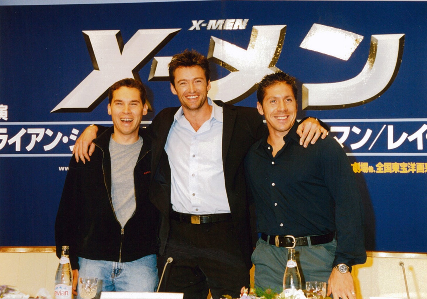 「X-メン」公開時に来日したヒュー・ジャックマン（中央）。