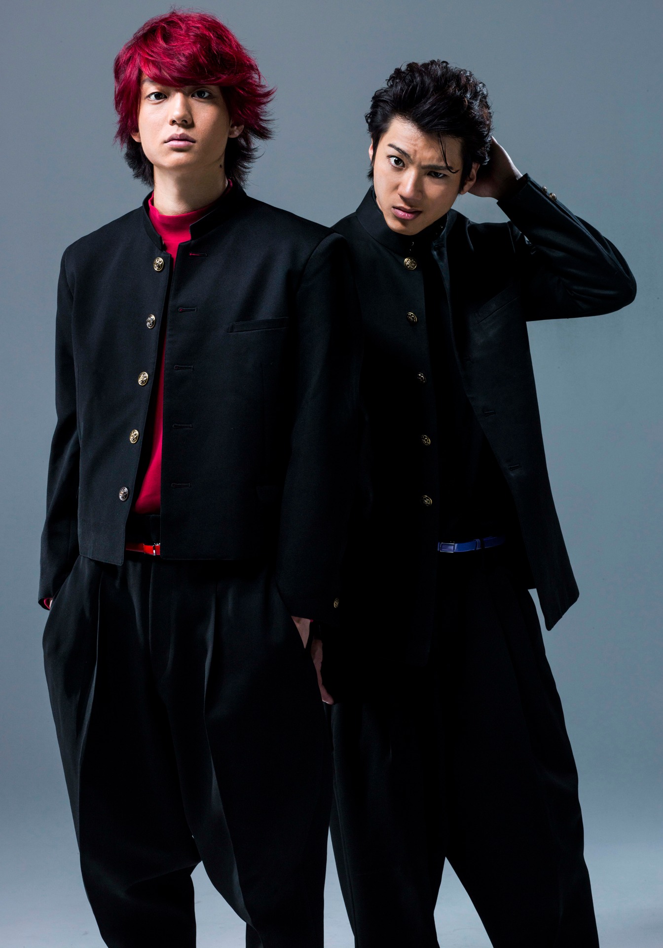 「デメキン」より、山田裕貴が演じる合屋厚成（右）と健太郎が演じる佐田正樹（左）。