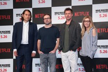 左からプロデューサーのジェレミー・クライナー、デヴィッド・ミショッド、ブラッド・ピット、プロデューサーのデデ・ガードナー。