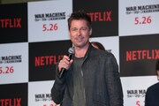 2017年5月、Netflixオリジナル映画「ウォー・マシーン：戦争は話術だ！」のプロモーションで来日したブラッド・ピット。