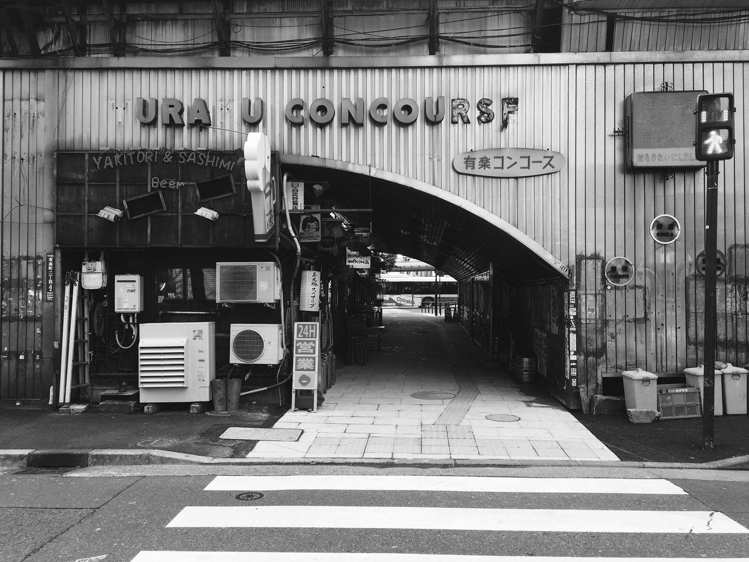 マイク・ミルズが東京で撮影した写真。